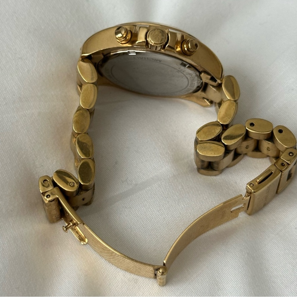 Michael Kors Gold Chronograph Watch - Picture 2 of 7
